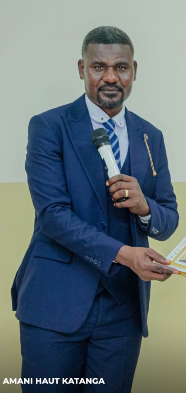 Stone Dikulo, Ambassadeur Universel de la Paix et visionnaire de la Famille Amani Universelle